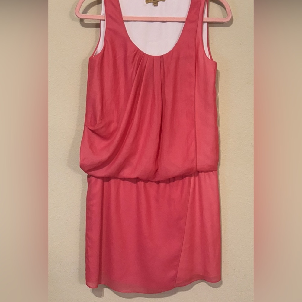 Designer Scoop Neck Sleeveless Pleated Sheath Dress Pink/Salmon Size 4 Maloom